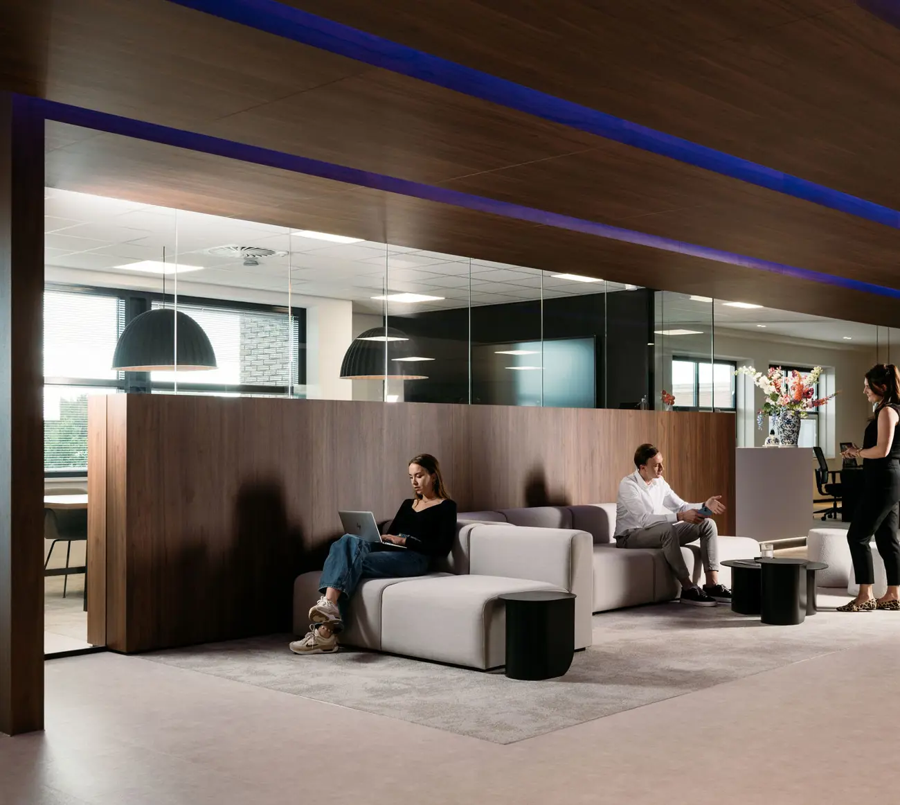 Www.Guyhouben.Com KNSS 40 (1) (1)