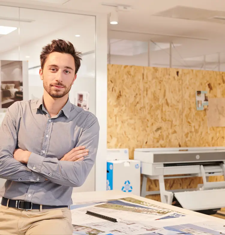 HP Designjet T950 Printer Lifestyle 21 (1)